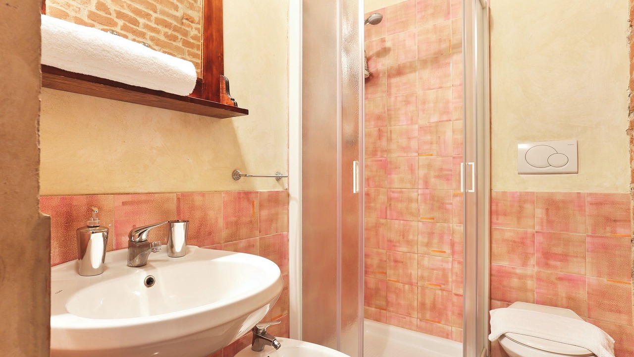 Photo of Bathroom in San Lorenzo