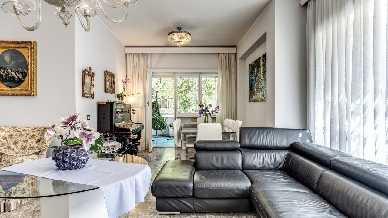 Photo of Livingroom in Quartiere XIII Aurelio