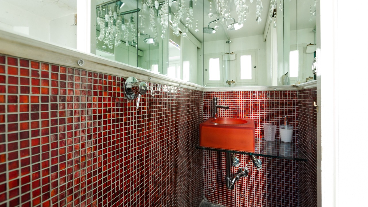 Photo of Bathroom in Rome City Centre
