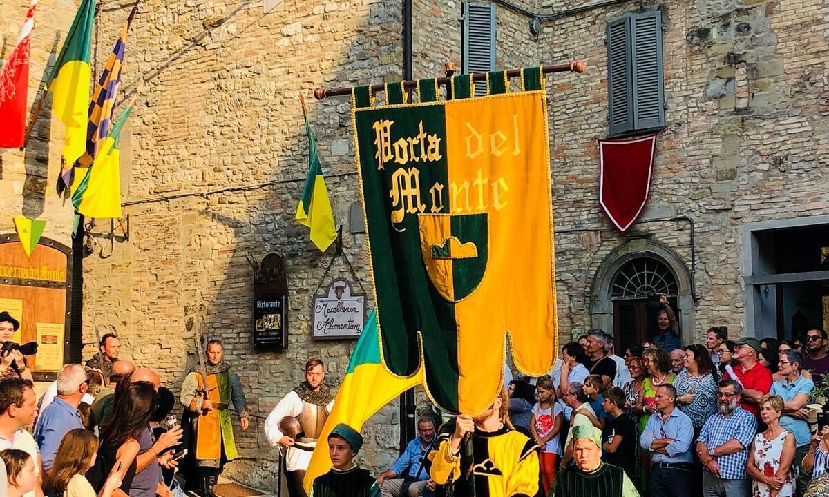 Photo of Others in Montone
