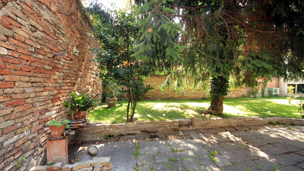 Photo of Outdoor in Castello