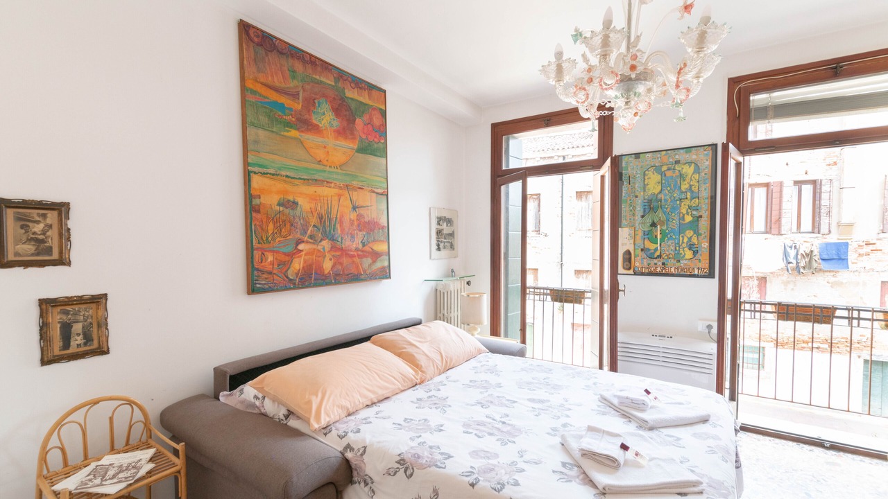 Photo of Bedroom in San Polo
