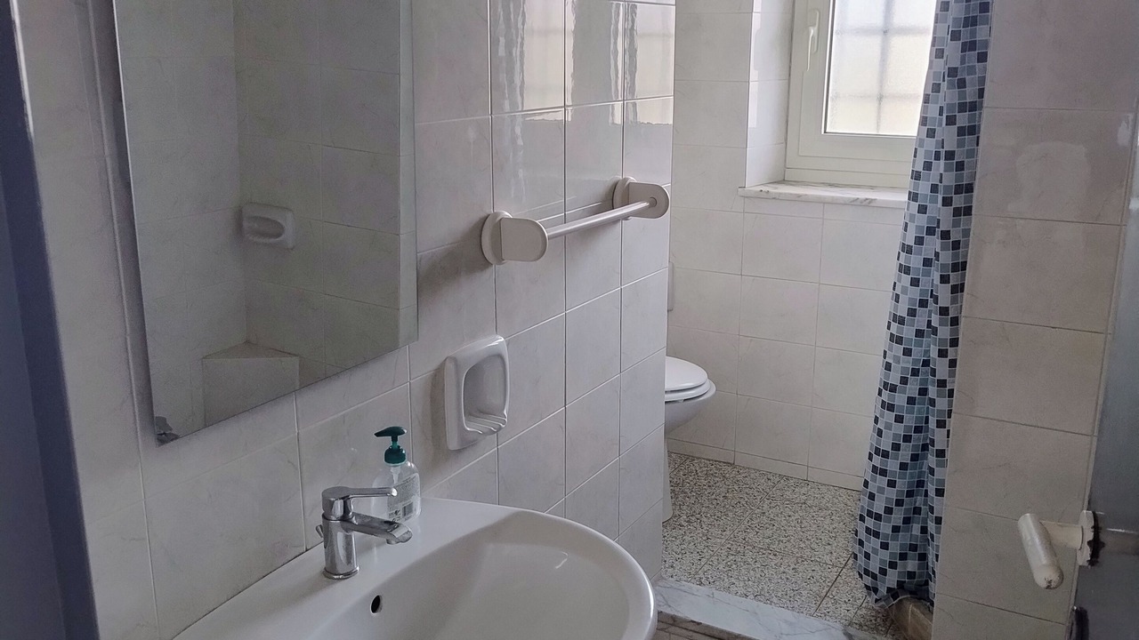Photo of Bathroom in Anzio