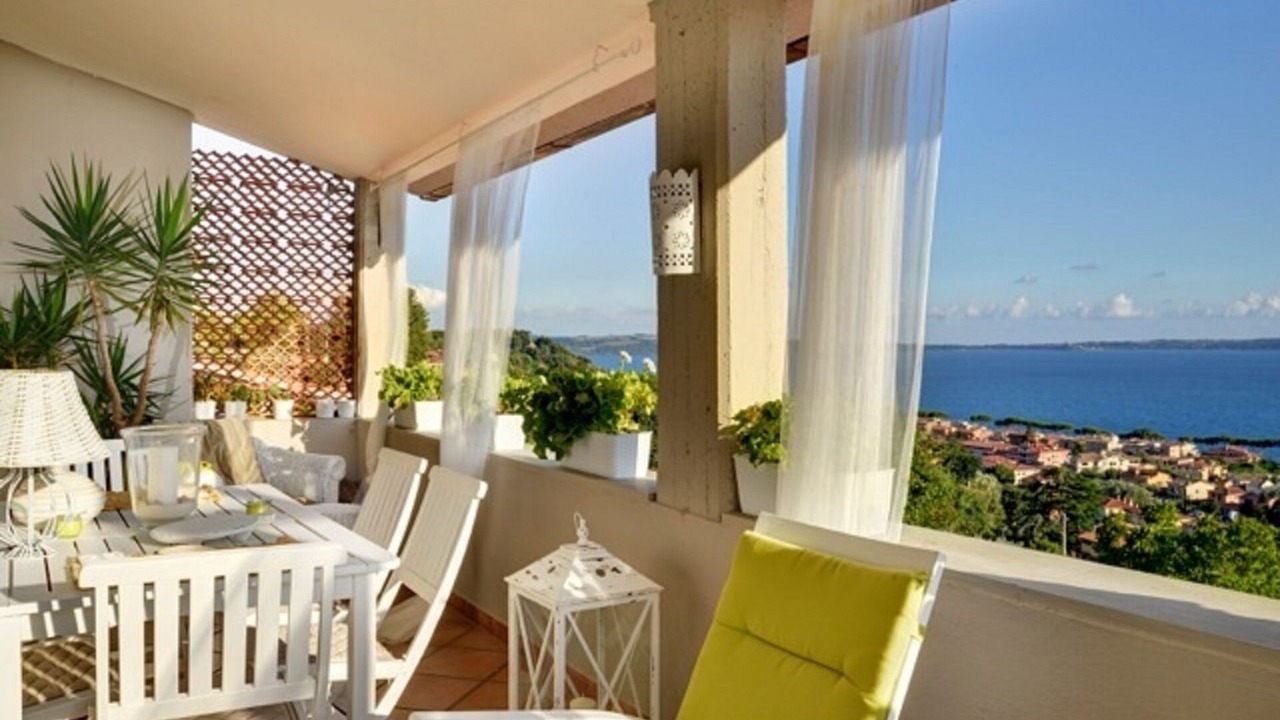 Photo of Outdoor in Lake Bracciano