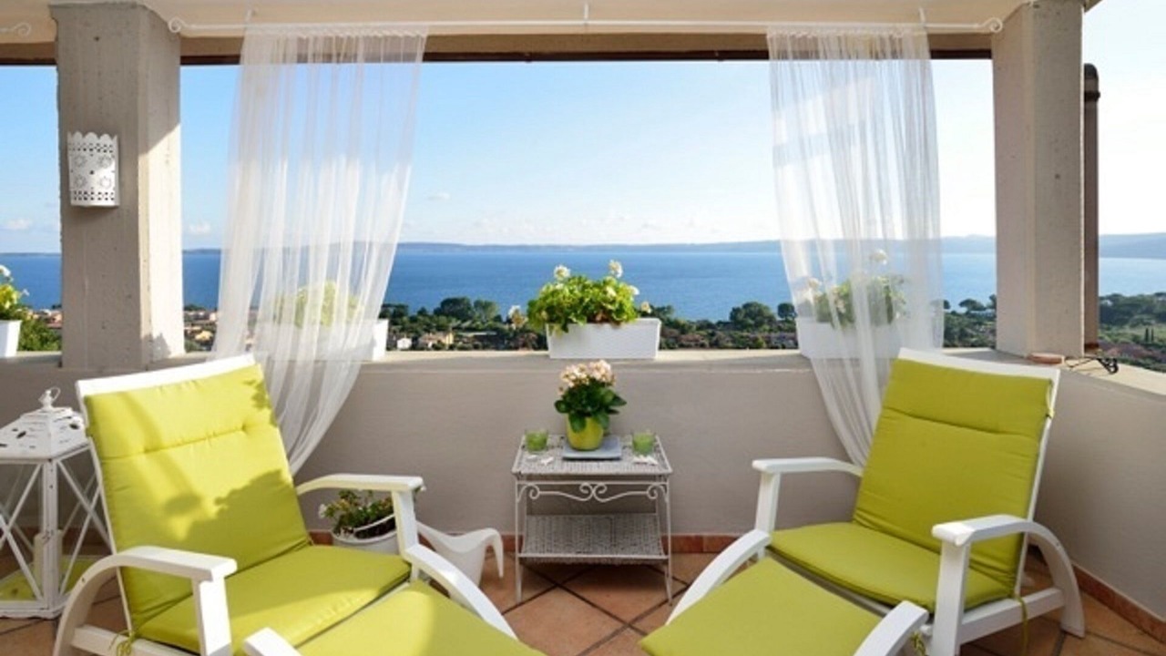 Photo of Others in Lake Bracciano