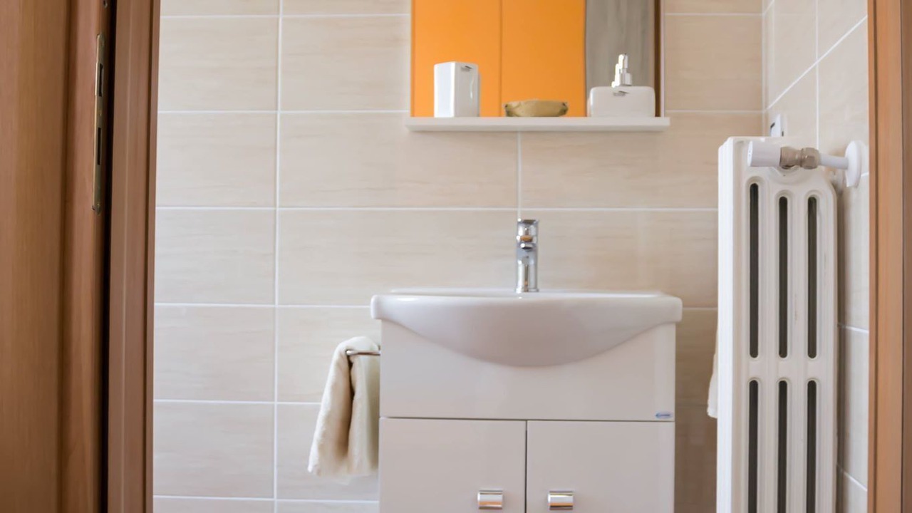 Photo of Bathroom in Avetrana