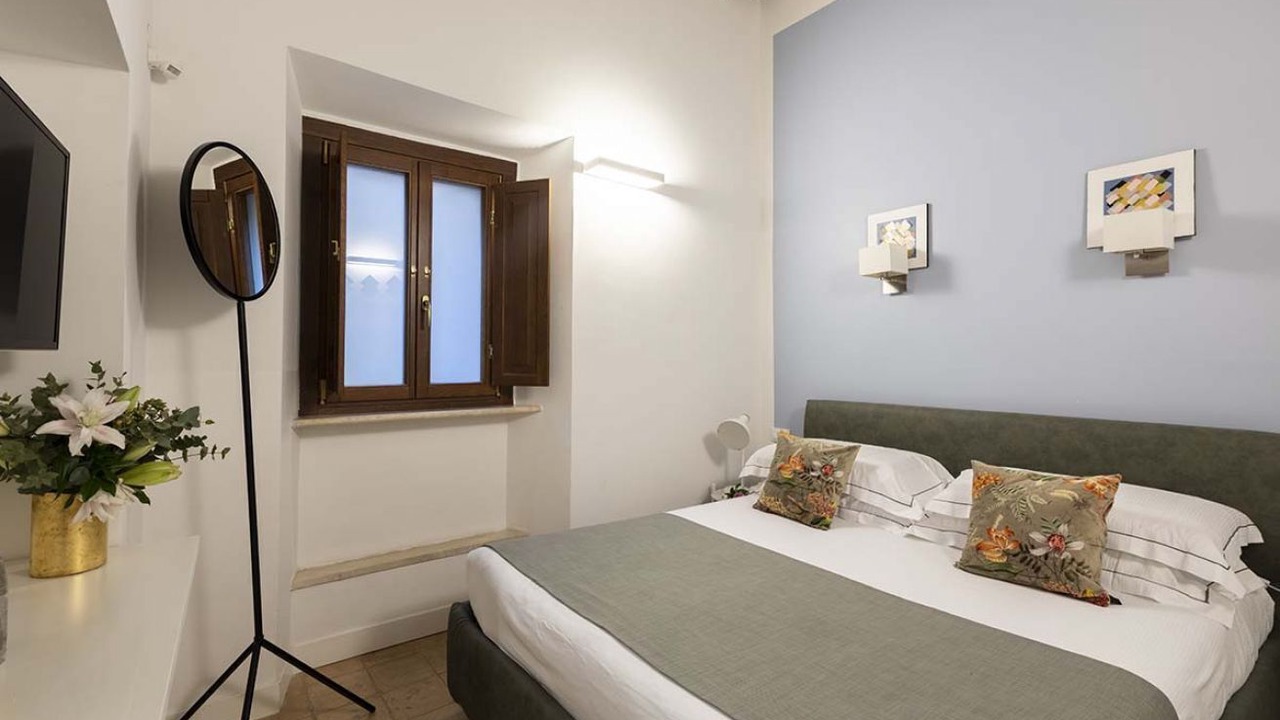 Photo of Bedroom in Rome City Centre