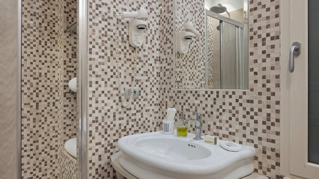 Photo of Bathroom in Sallustiano