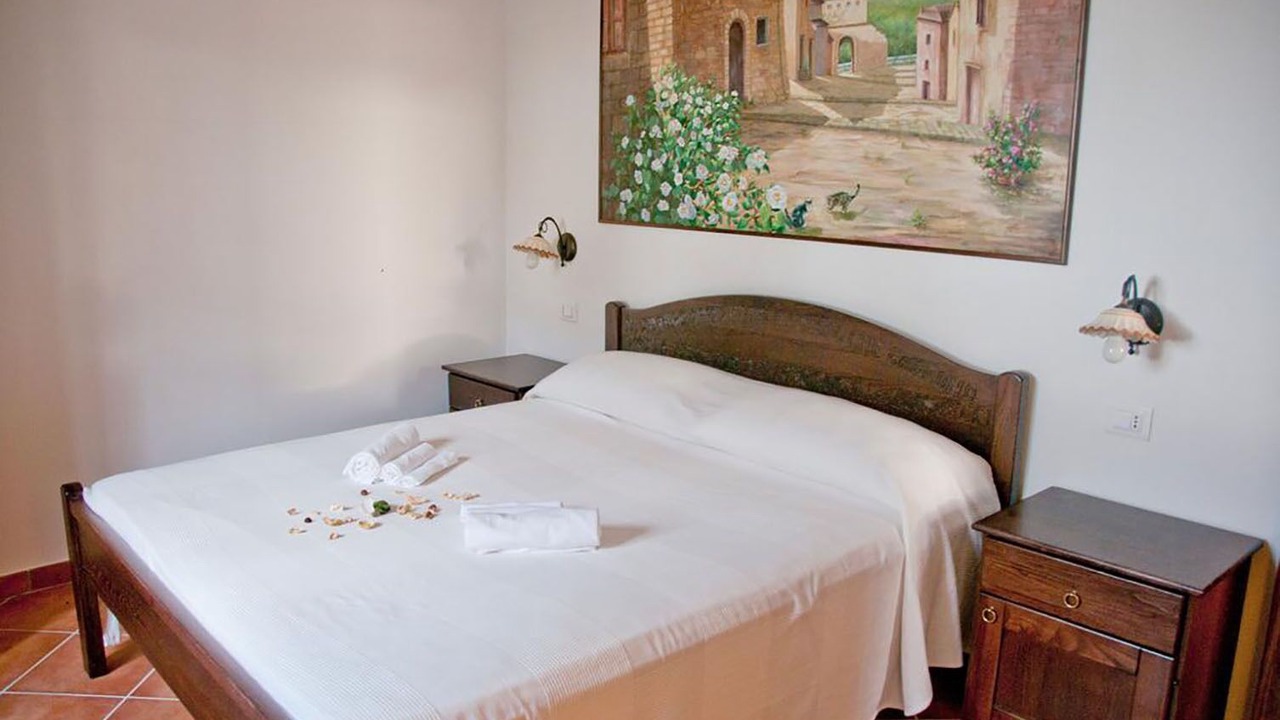 Photo of Bedroom in Laureana Cilento