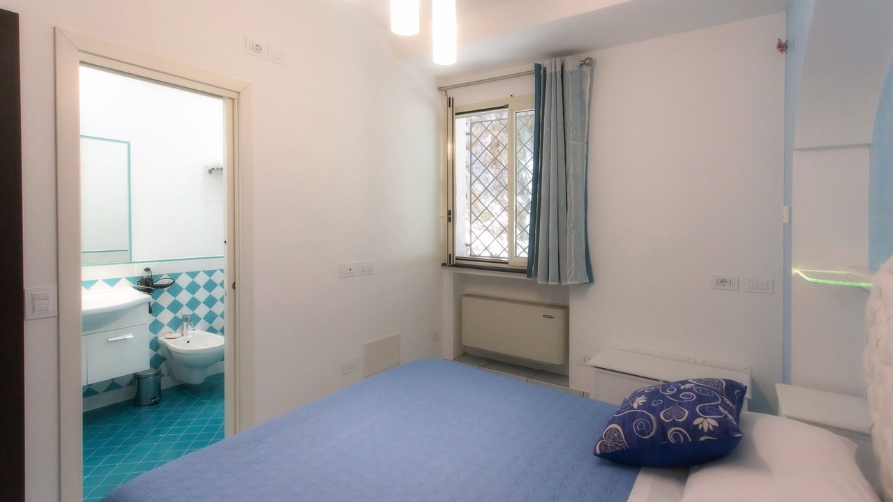 Photo of Bedroom in Furore