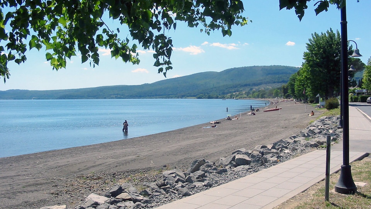 Photo of Others in Lake Bracciano