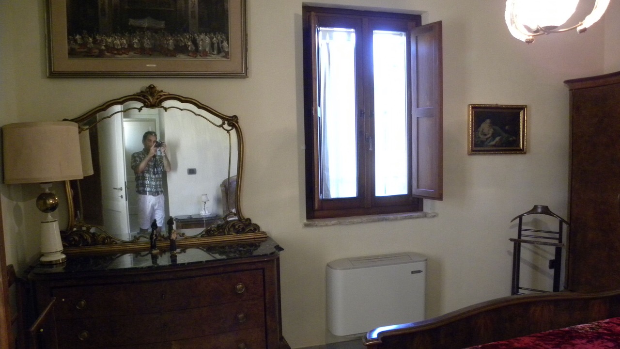 Photo of Bedroom in Guzman