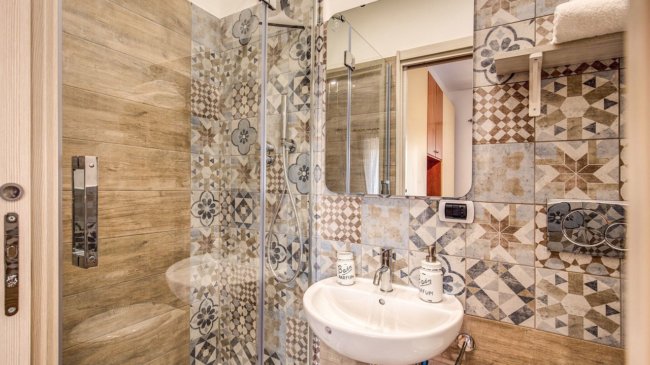 Photo of Bathroom in Quartiere XXXIII Lido di Ostia Ponente