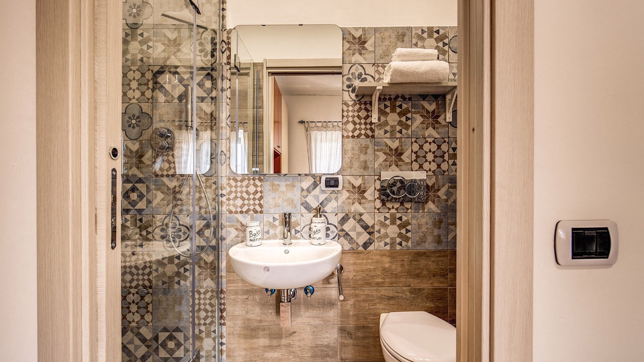 Photo of Bathroom in Quartiere XXXIII Lido di Ostia Ponente