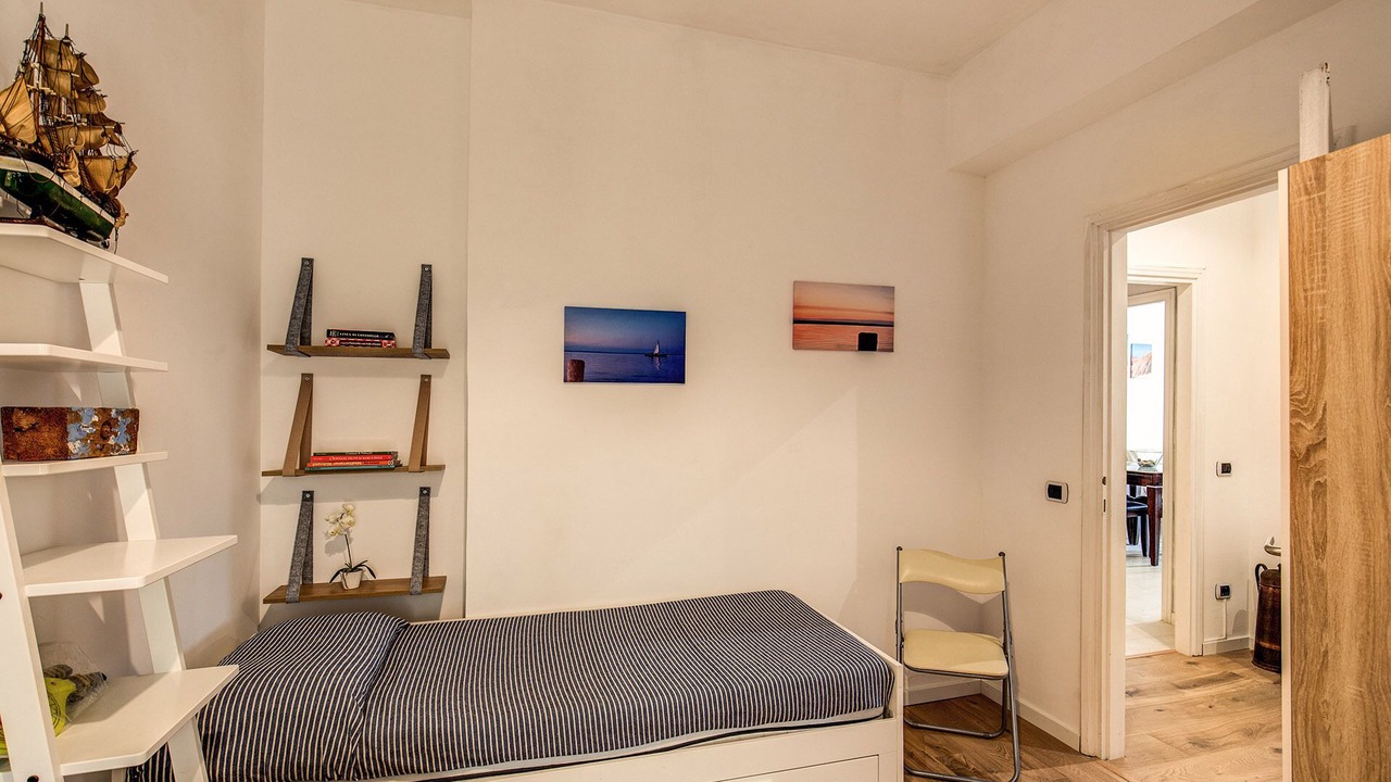 Photo of Bedroom in Quartiere XXXIII Lido di Ostia Ponente