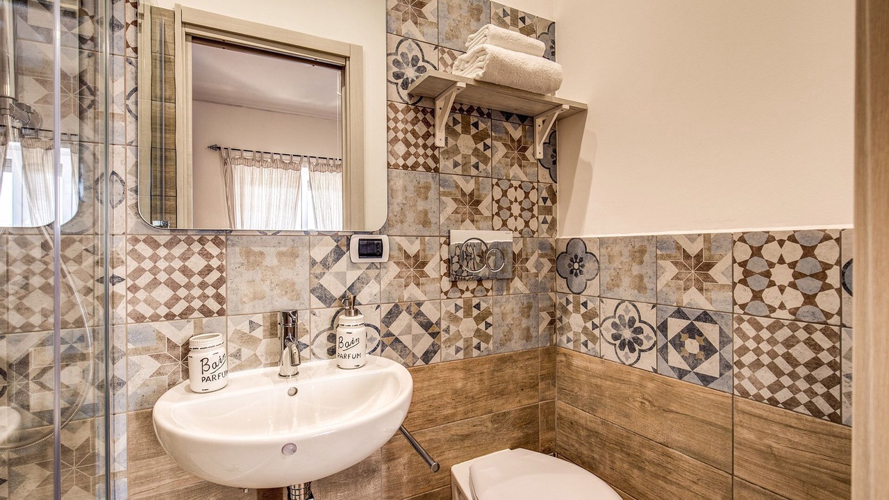 Photo of Bathroom in Quartiere XXXIII Lido di Ostia Ponente