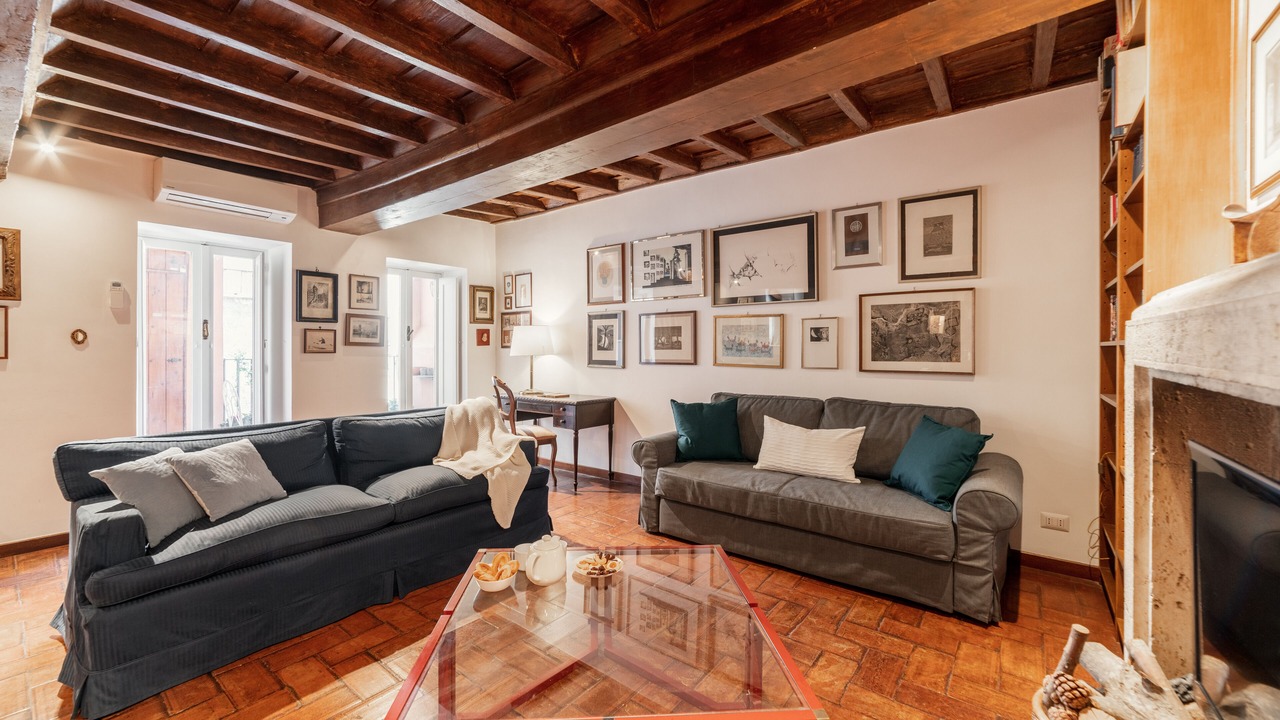 Photo of Livingroom in Rione VII Regola