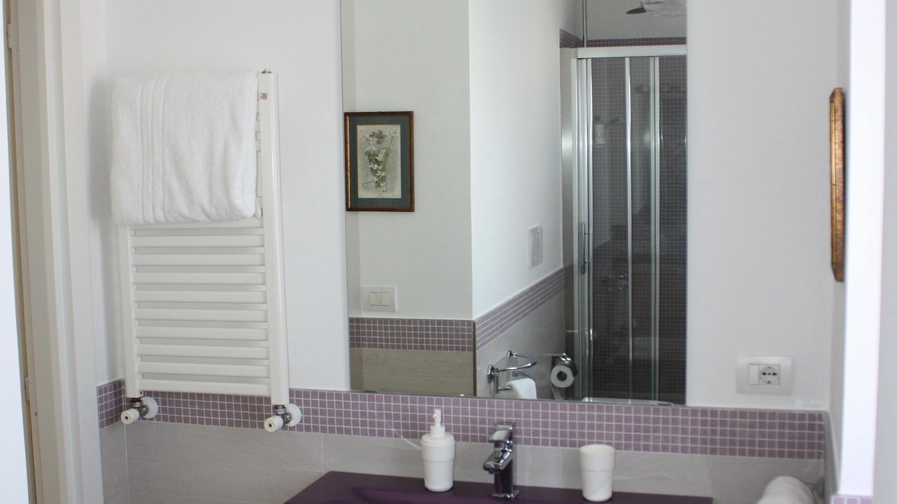 Photo of Bathroom in Sorrento City Centre