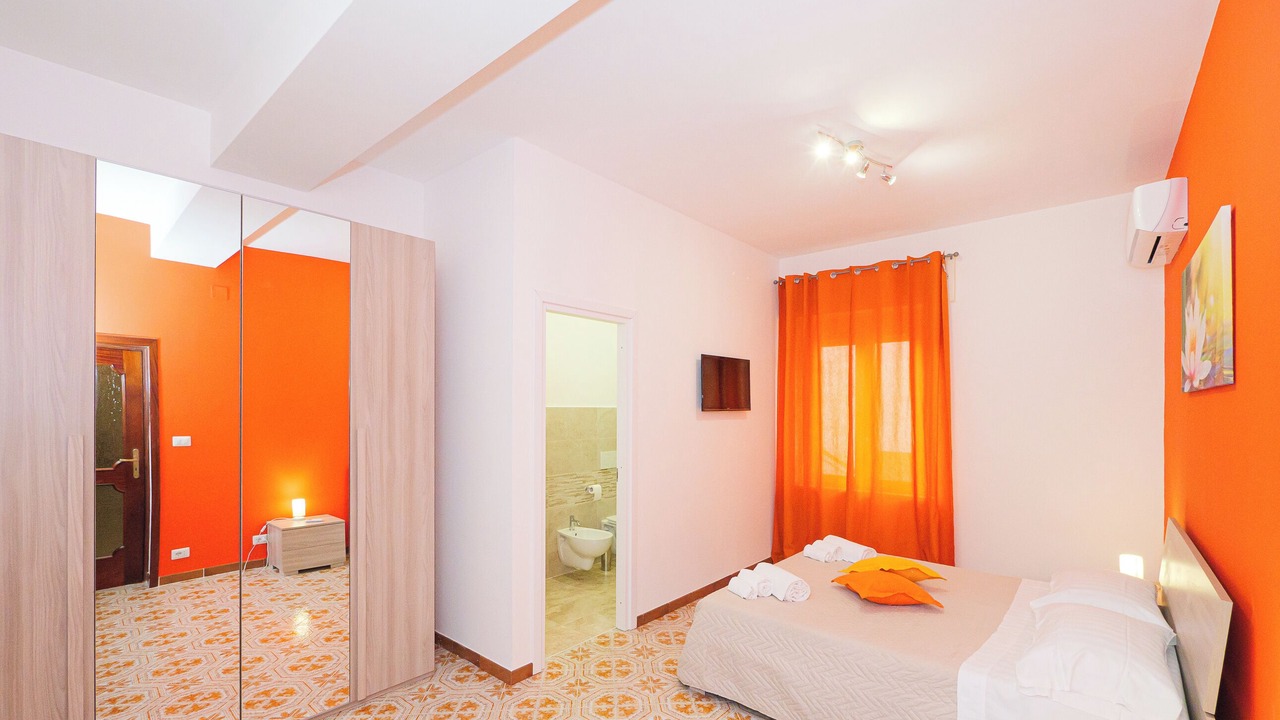 Photo of Bedroom in Sorrento City Centre