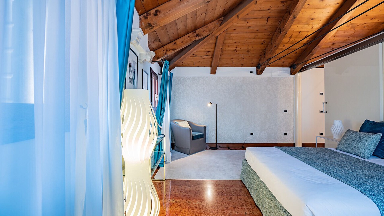 Photo of Bedroom in Santa Croce