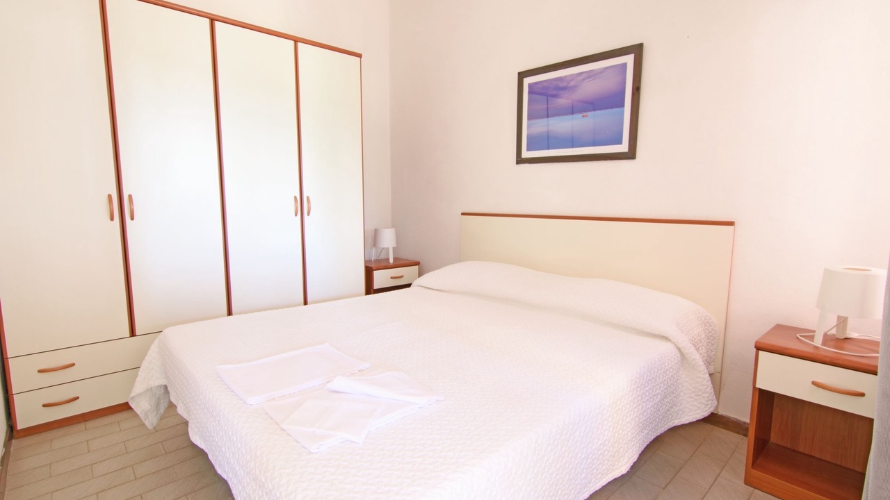 Photo of Bedroom in Lacona