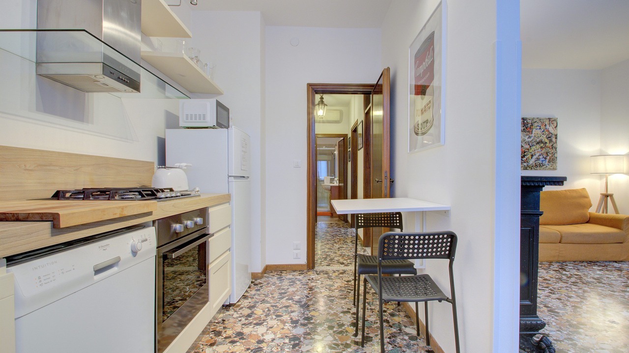 Photo of Kitchen in Dorsoduro