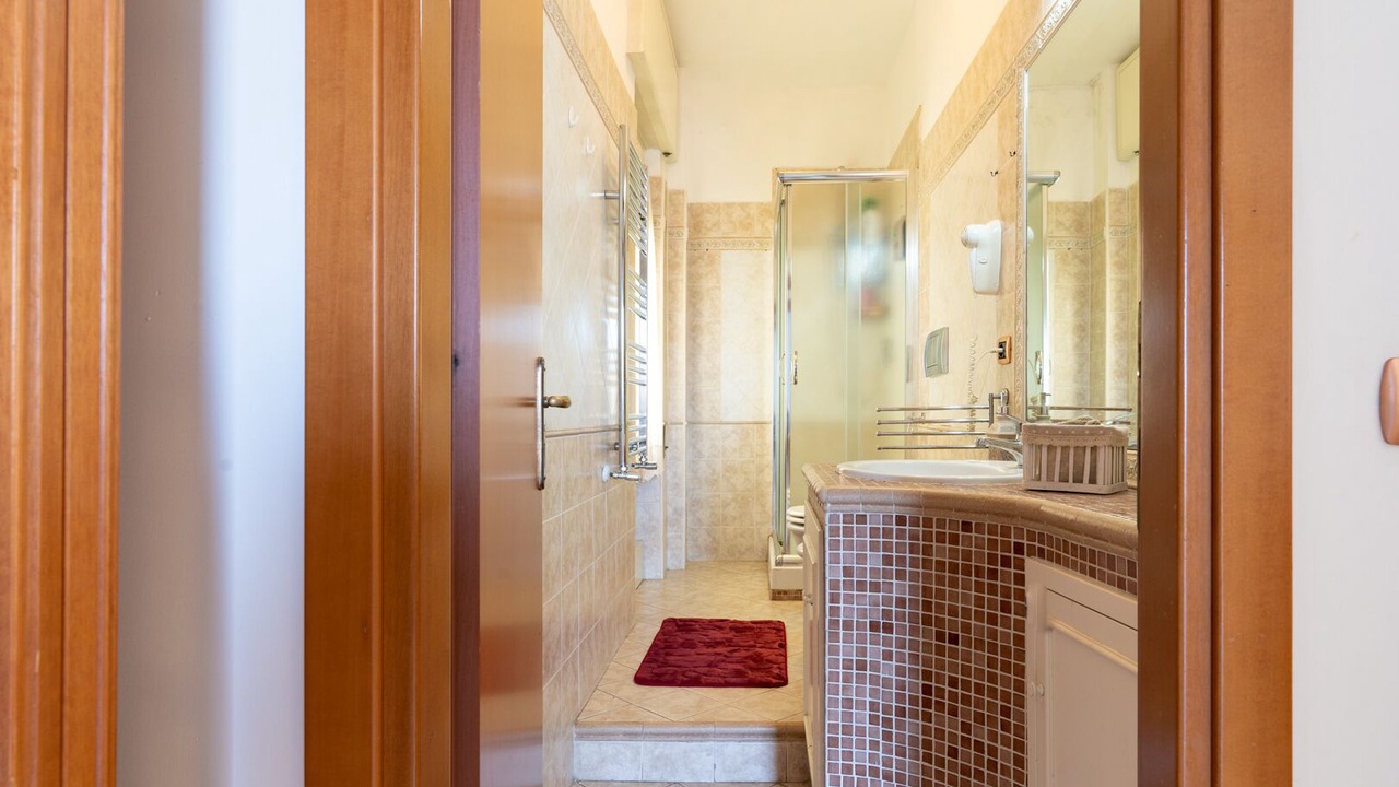 Photo of Bathroom in Quartiere XXXIII Lido di Ostia Ponente