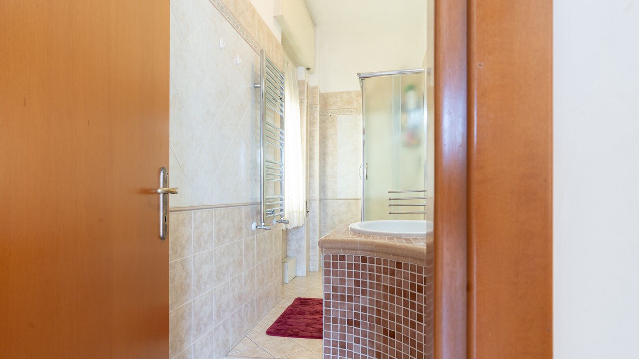 Photo of Bathroom in Quartiere XXXIII Lido di Ostia Ponente