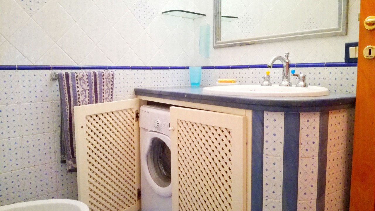 Photo of Bathroom in Sperlonga