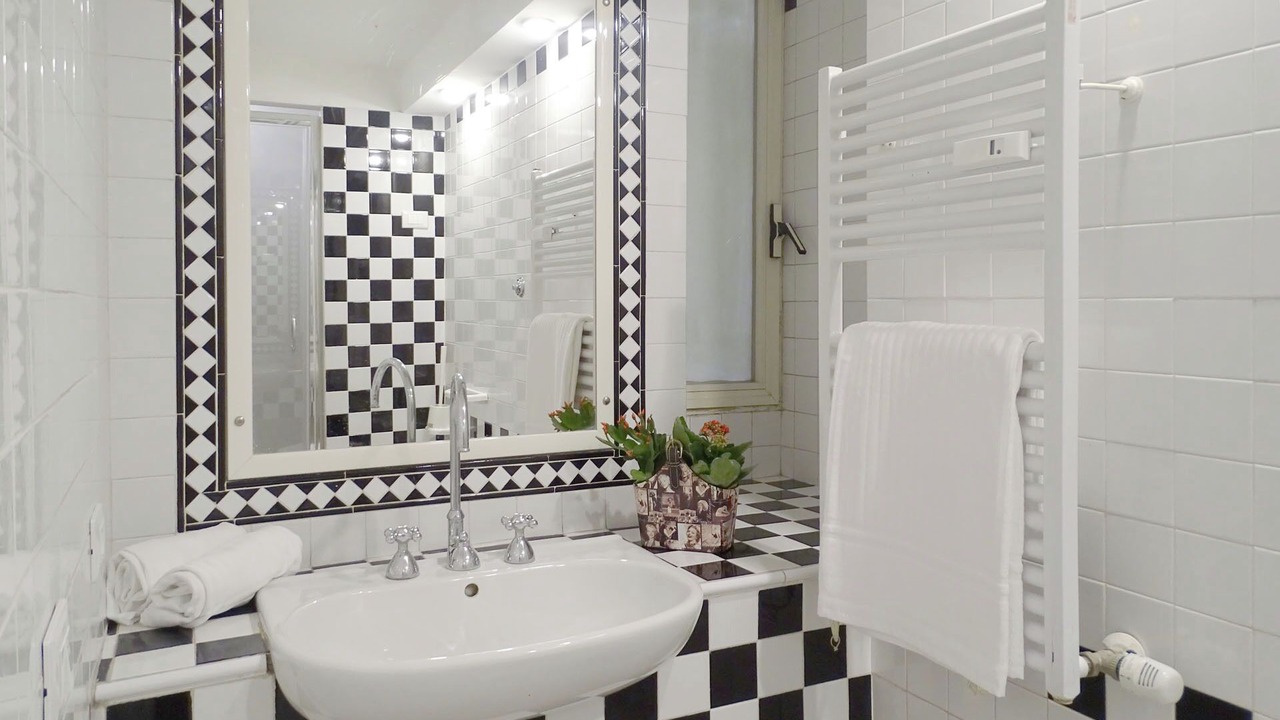 Photo of Bathroom in Rione II Trevi