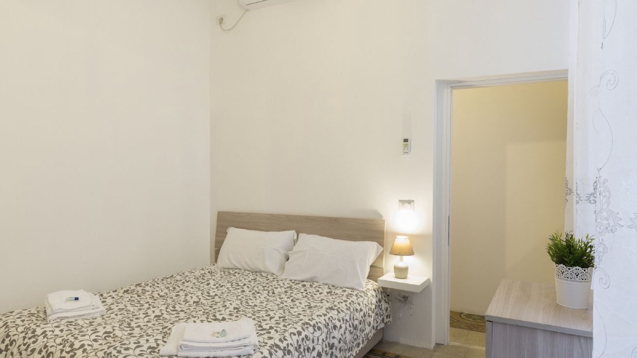 Photo of Bedroom in Rione VI Parione