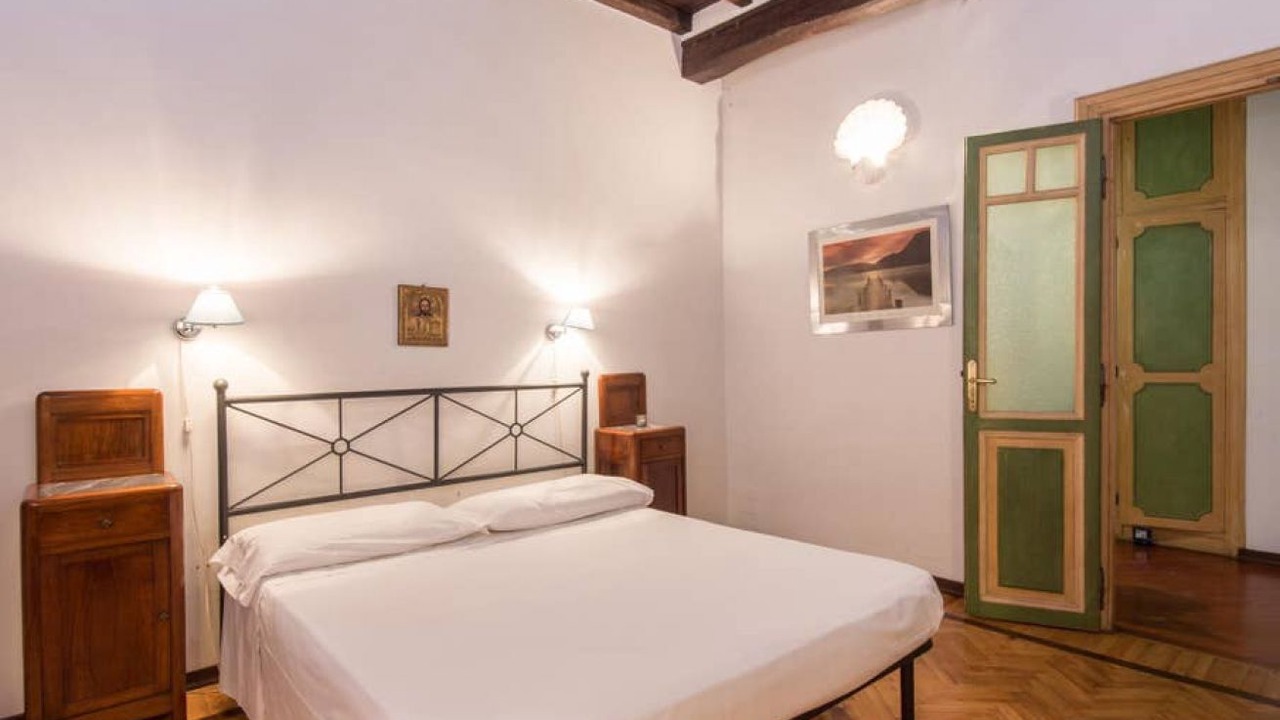 Photo of Bedroom in Rione VI Parione