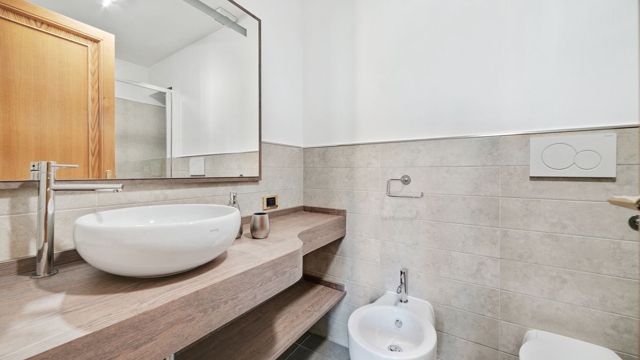 Photo of Bathroom in Salario