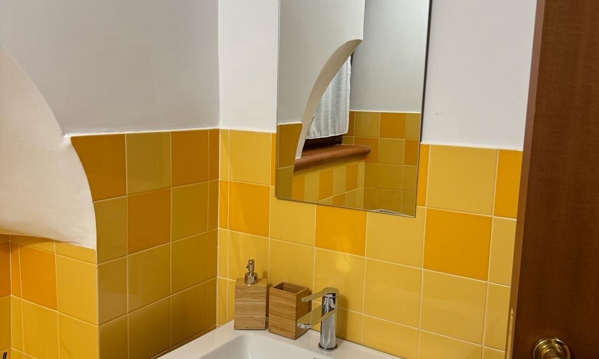 Photo of Bathroom in Kalsa