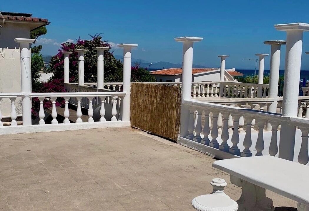 Photo of Patio Balcony in Latina Lido