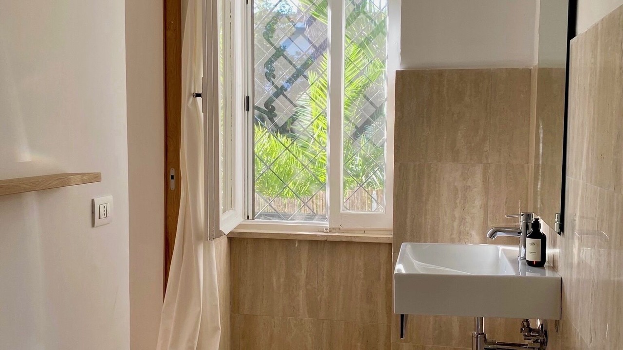 Photo of Bathroom in Latina Lido