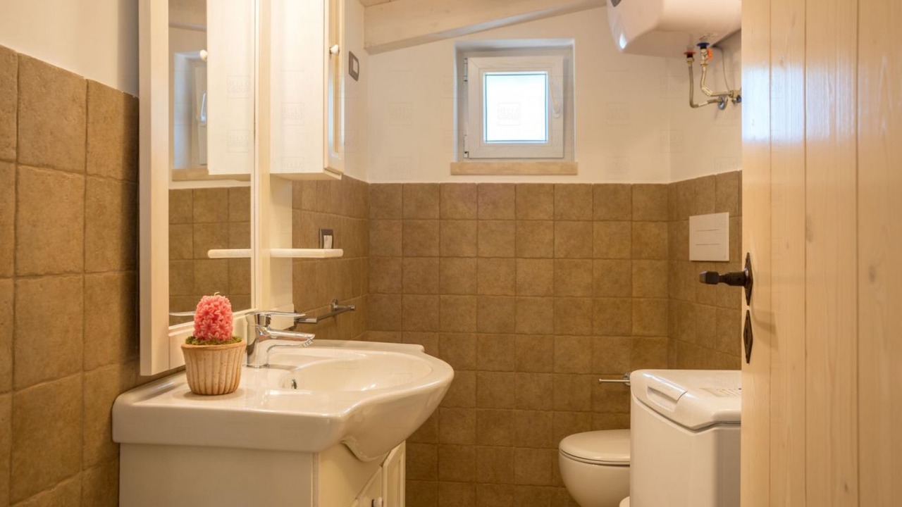 Photo of Bathroom in Noci