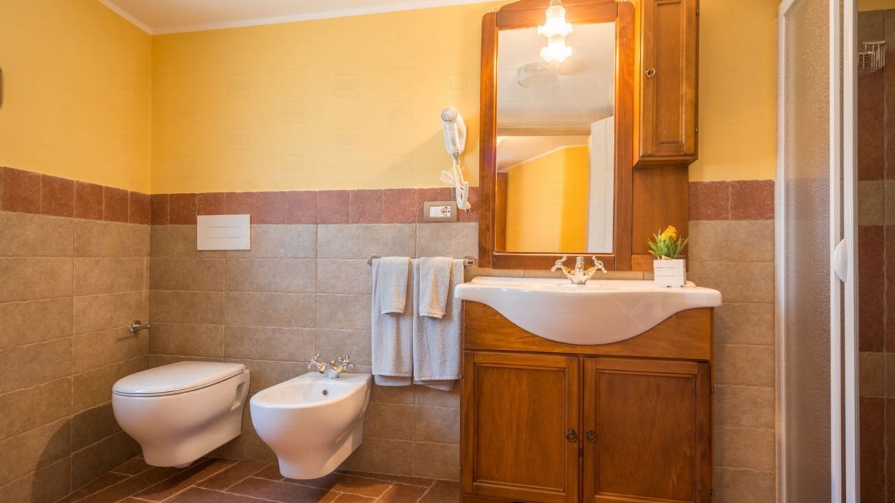 Photo of Bathroom in Noci