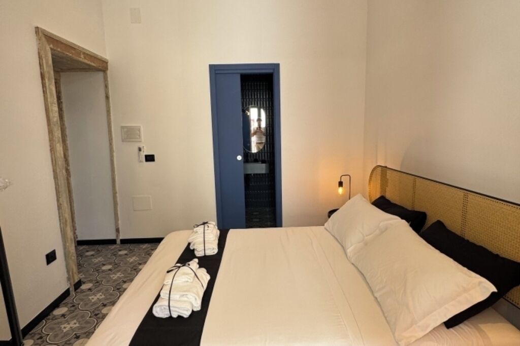 Photo of Bedroom in Nola