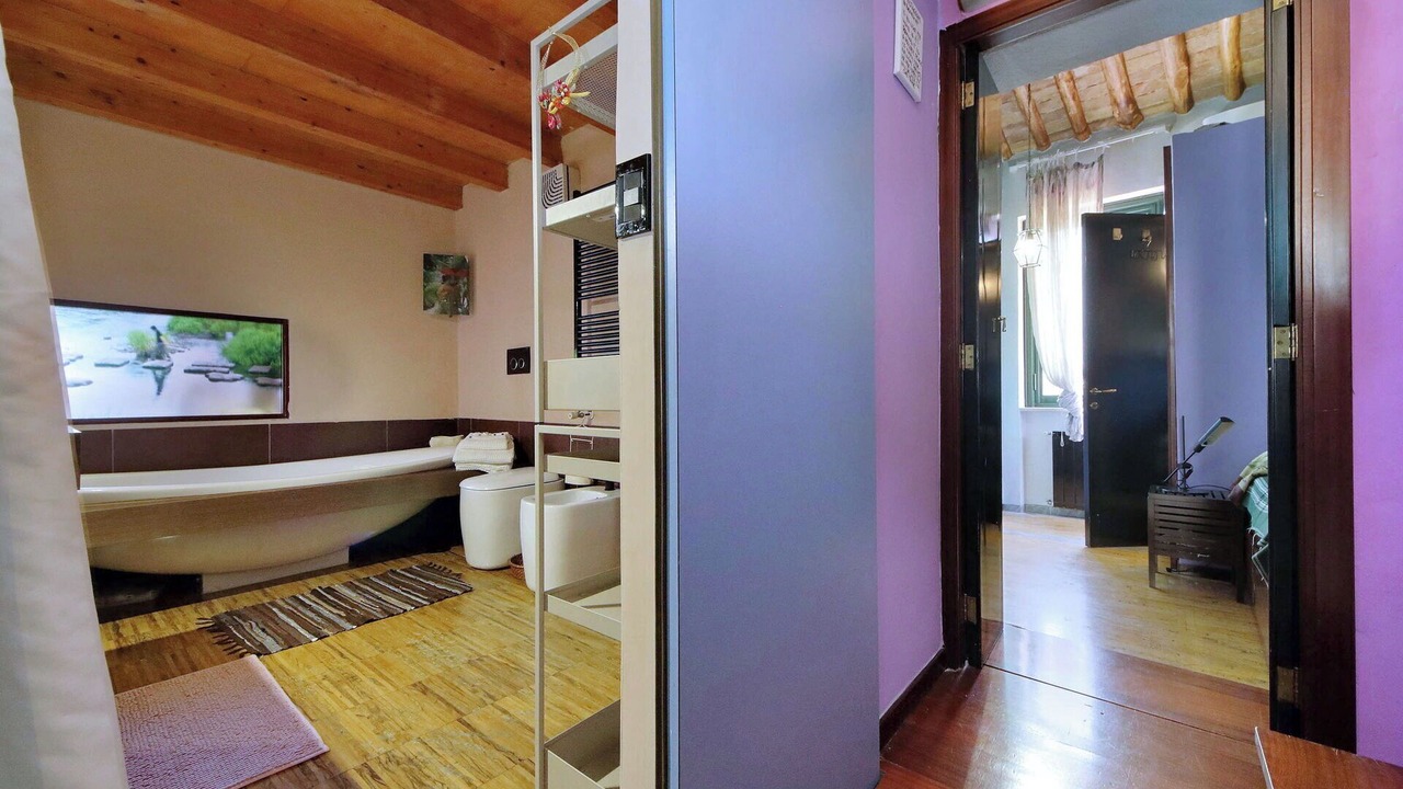 Photo of Bathroom in Monti