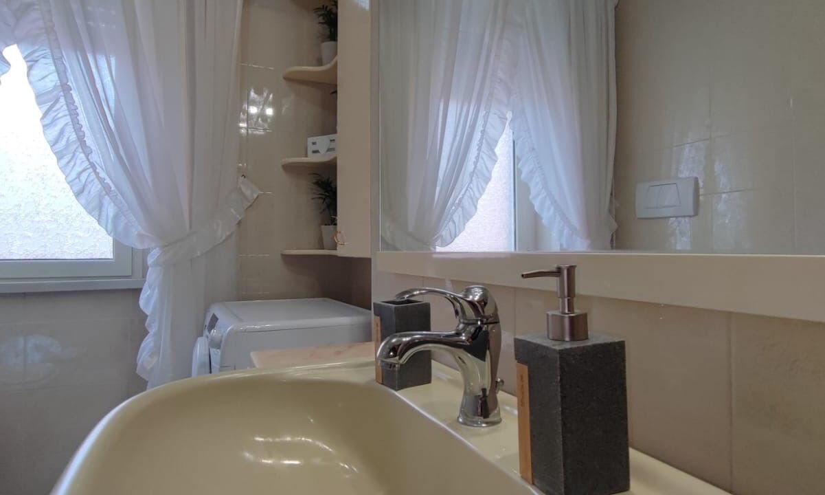 Photo of Bathroom in Civitavecchia