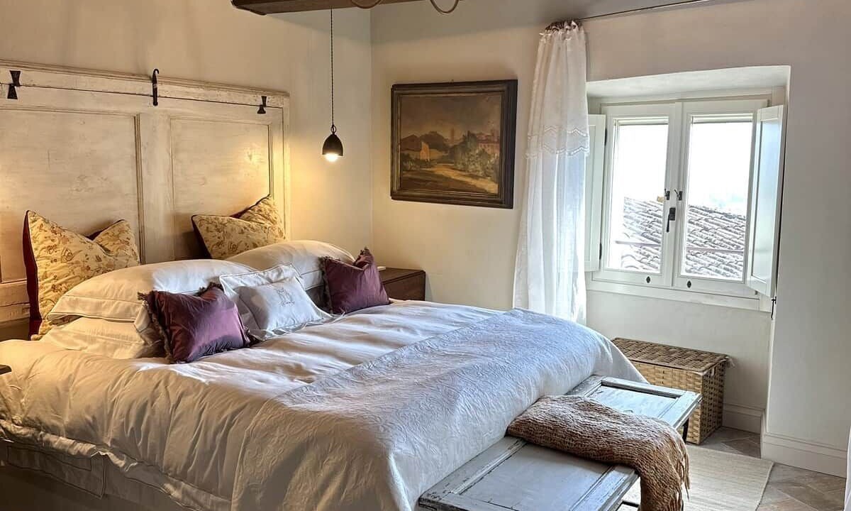 Photo of Bedroom in Todi