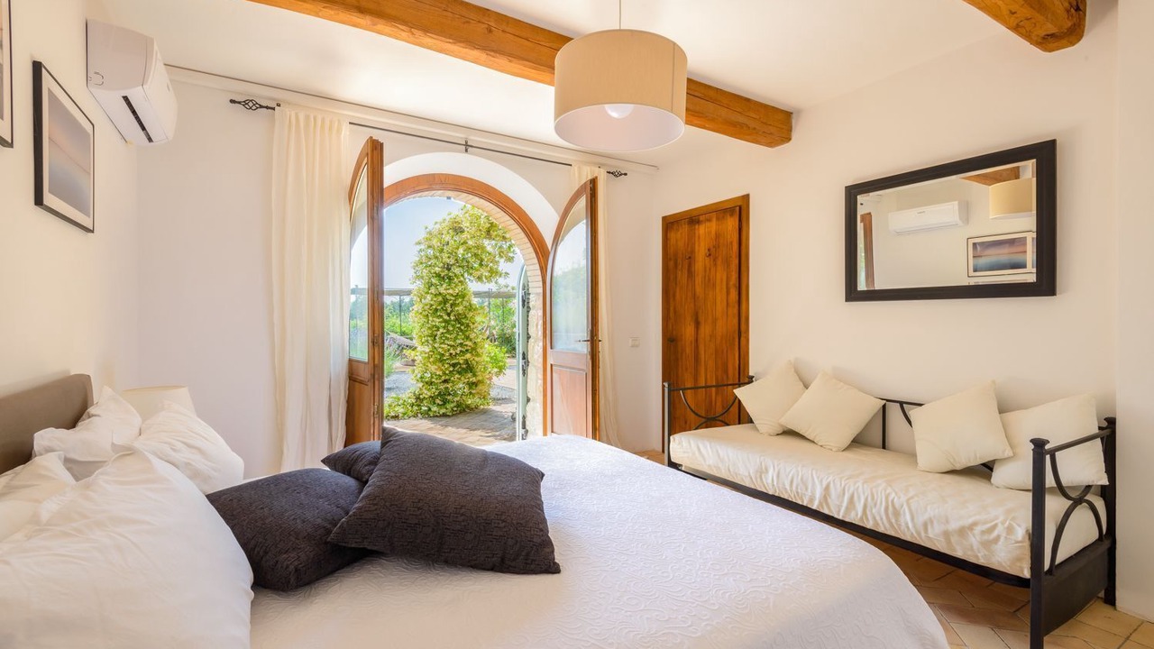 Photo of Bedroom in Grotte di Castro