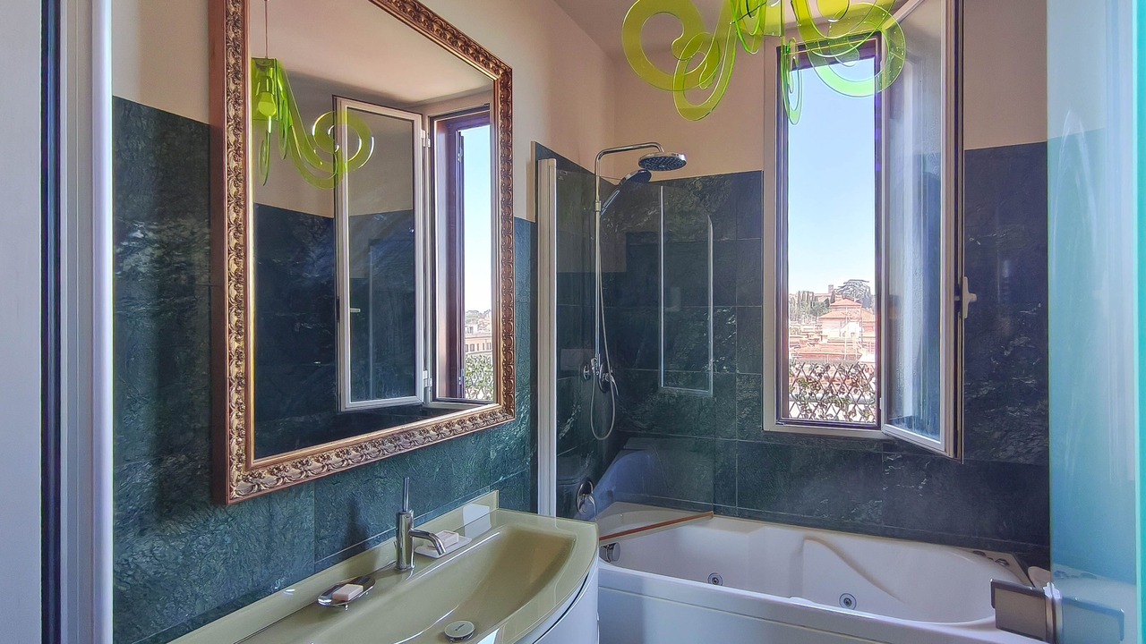 Photo of Bathroom in Testaccio