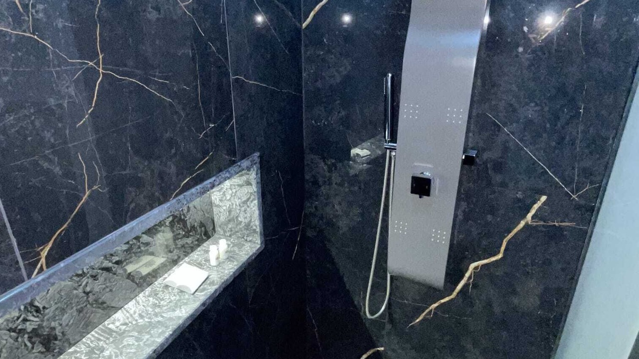 Photo of Bathroom in Brindisi Histotic Center