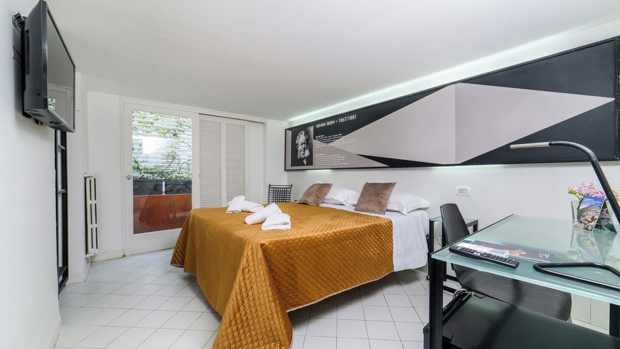 Photo of Bedroom in Sorrento Historic Centre