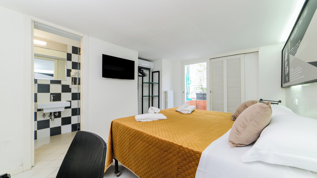Photo of Bedroom in Sorrento Historic Centre