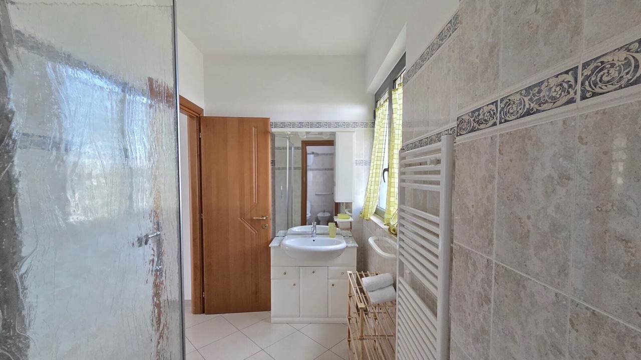 Photo of Bathroom in Ripalimosani