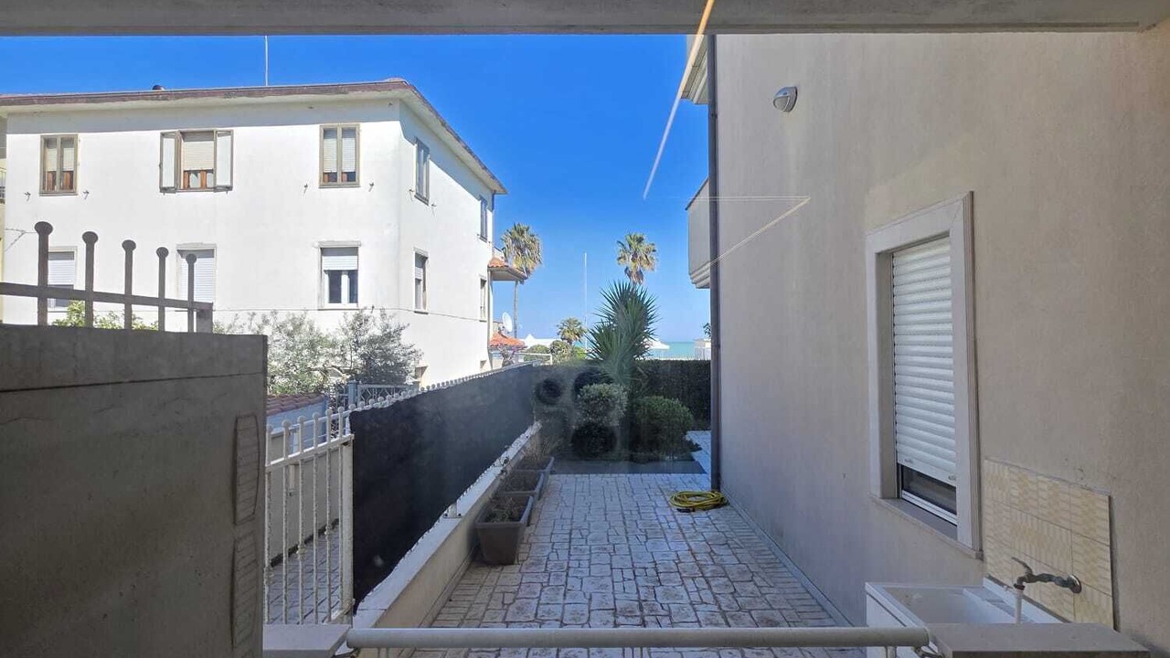 Photo of Patio Balcony in Lido di Fermo