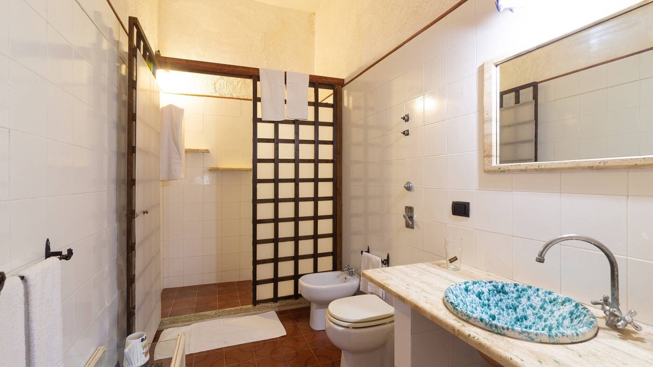 Photo of Bathroom in Porticalazzo